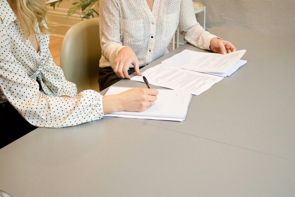 Offers, negotiation and contract-to-close coordination